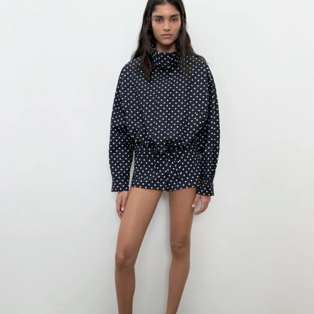 Zara Mini Pocket Shorts NWT polka dot